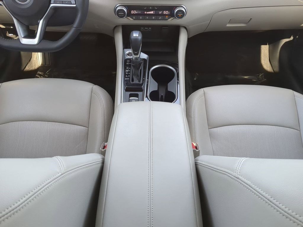 2022 Nissan Altima 2.5 SL photo 18