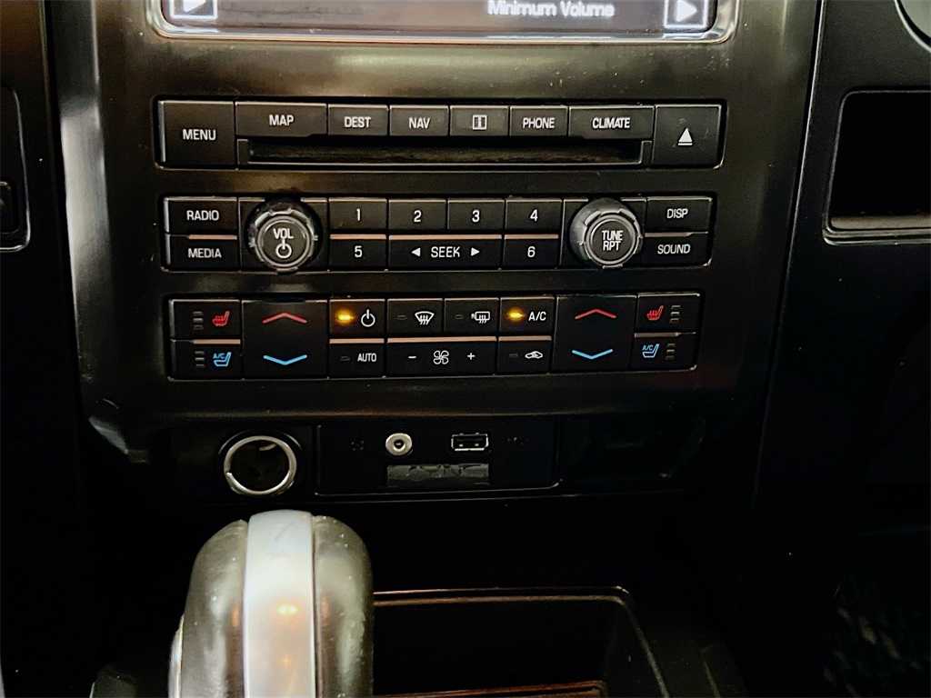 2012 Ford F-150 FX4 photo 8