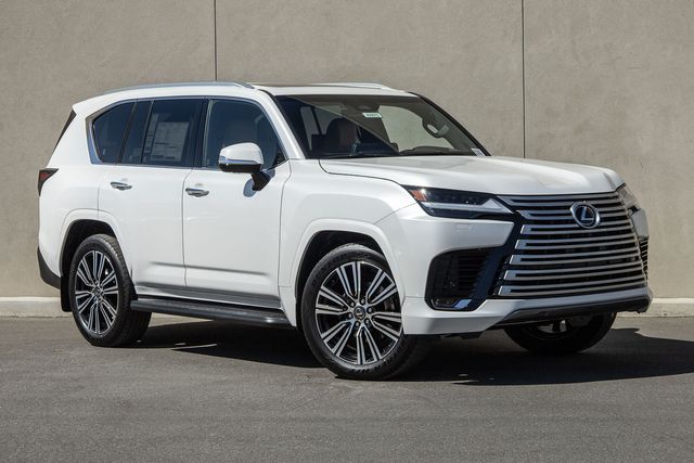 2025 Lexus LX 600 Luxury photo 12