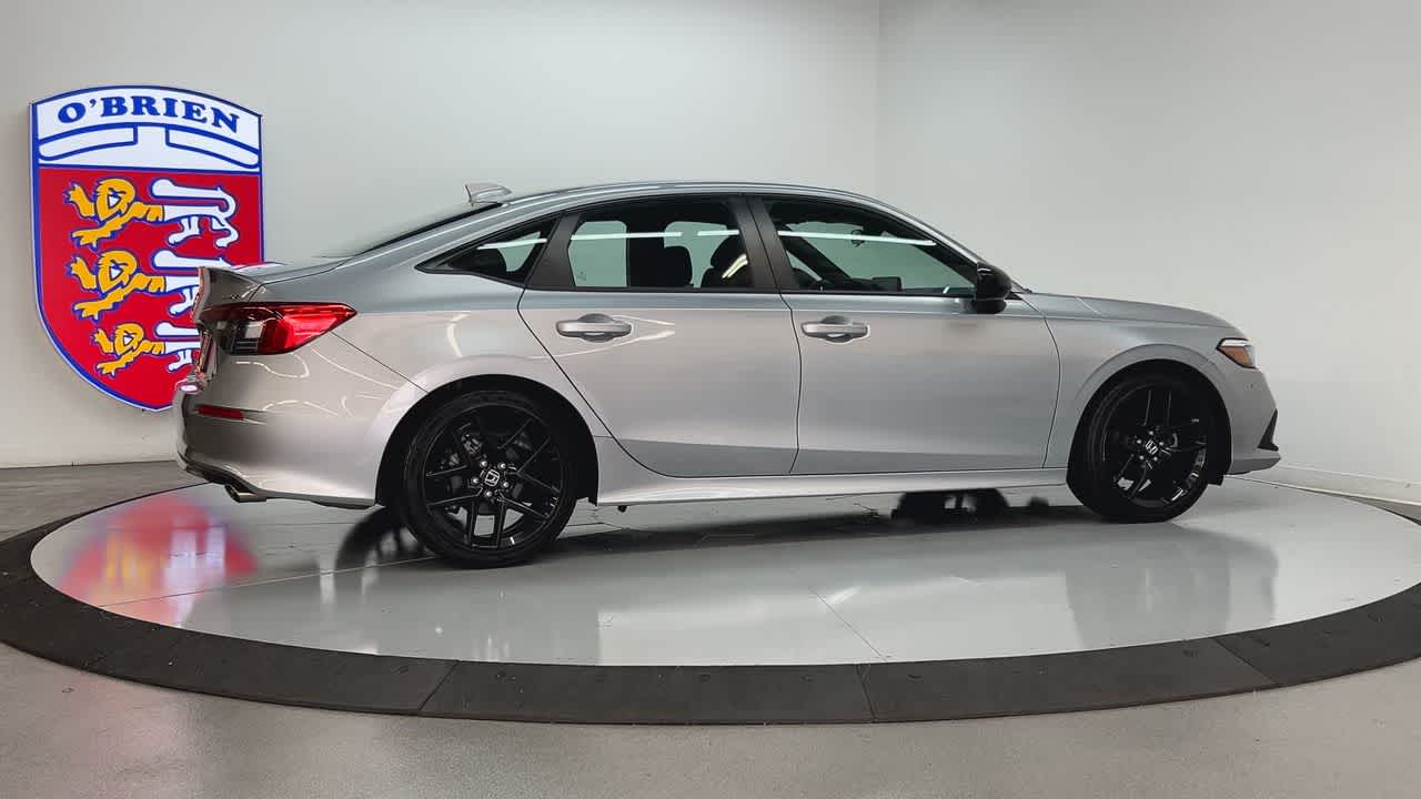 2023 Honda Civic Sport photo 4