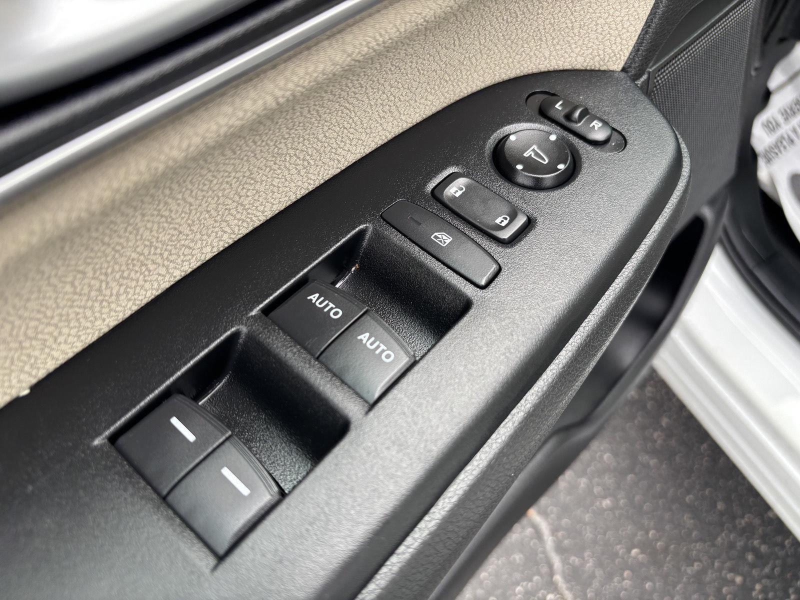 2022 Honda CR-V EX photo 13