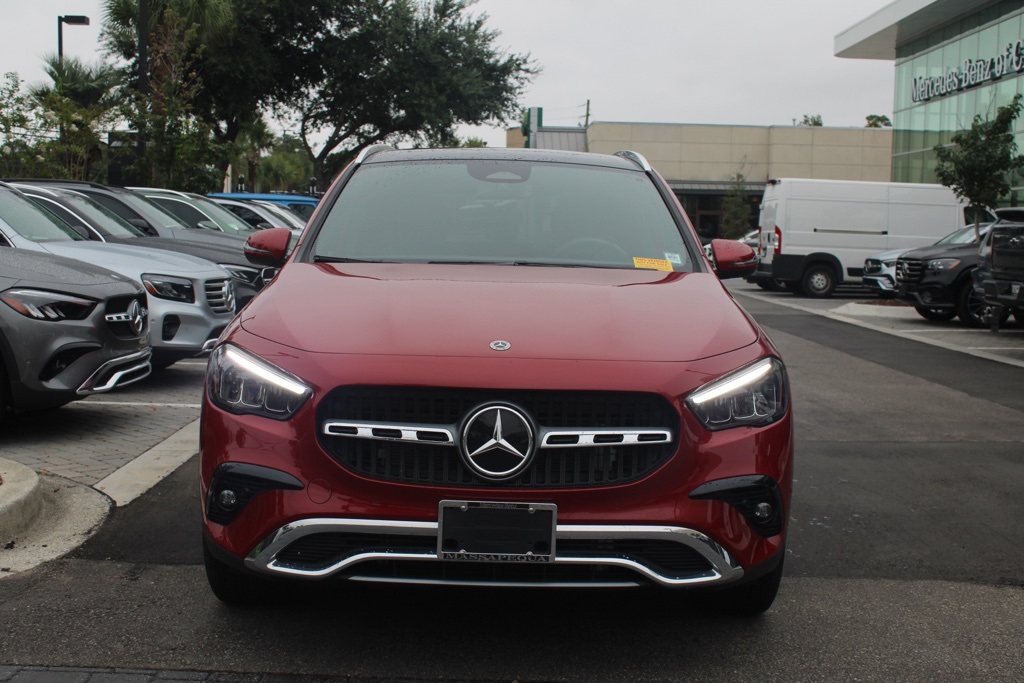 2025 Mercedes Benz GLA 250 4MATIC photo 2