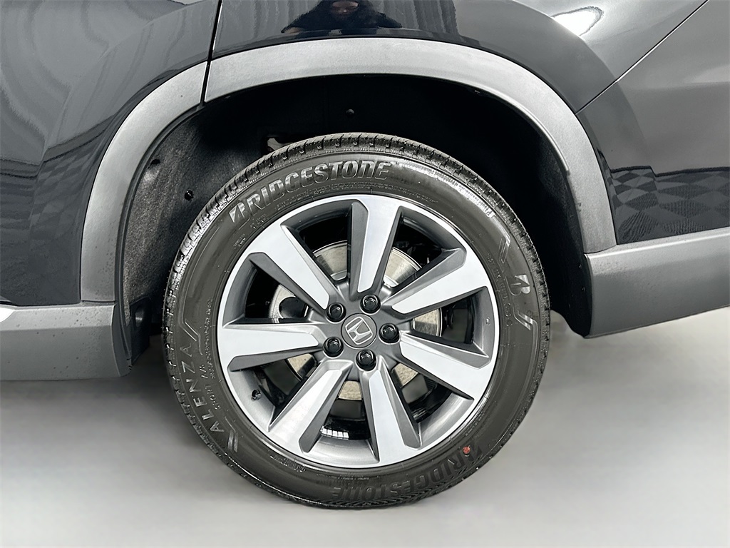 2025 Honda Pilot Touring photo 32