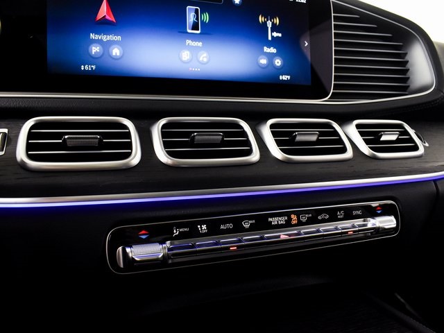 2026 Mercedes Benz GLS 450 4MATIC photo 15