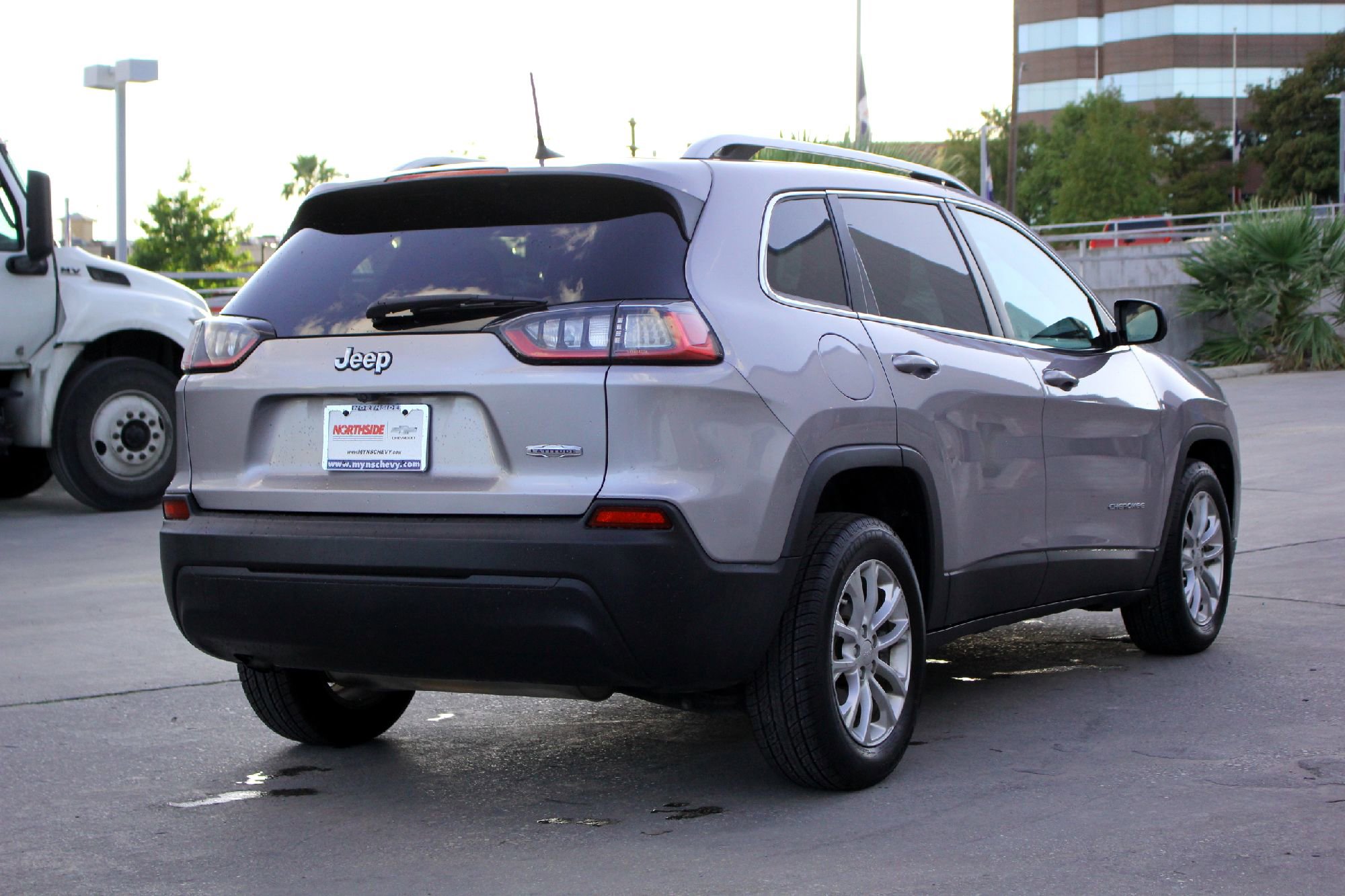 2019 Jeep Cherokee Latitude photo 4
