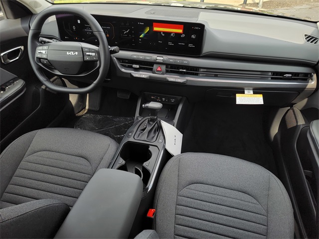 2025 Kia K4 EX photo 27