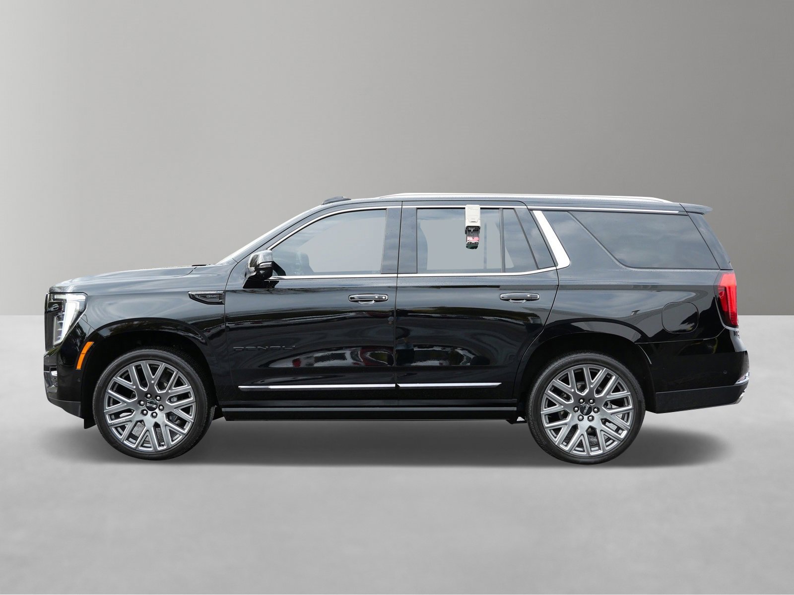 Used 2025 GMC Yukon Denali Ultimate with VIN 1GKS2ERL6SR143325 for sale in White Bear Lake, Minnesota