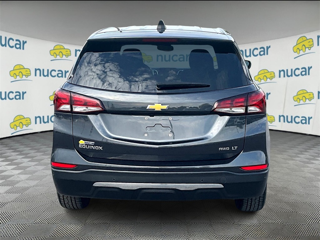 2023 Chevrolet Equinox LT photo 3