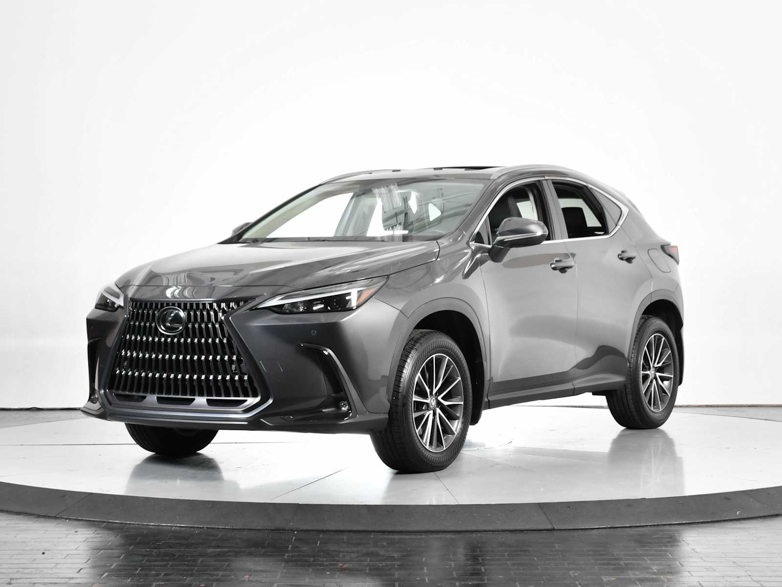 2025 Lexus NX 250's photo