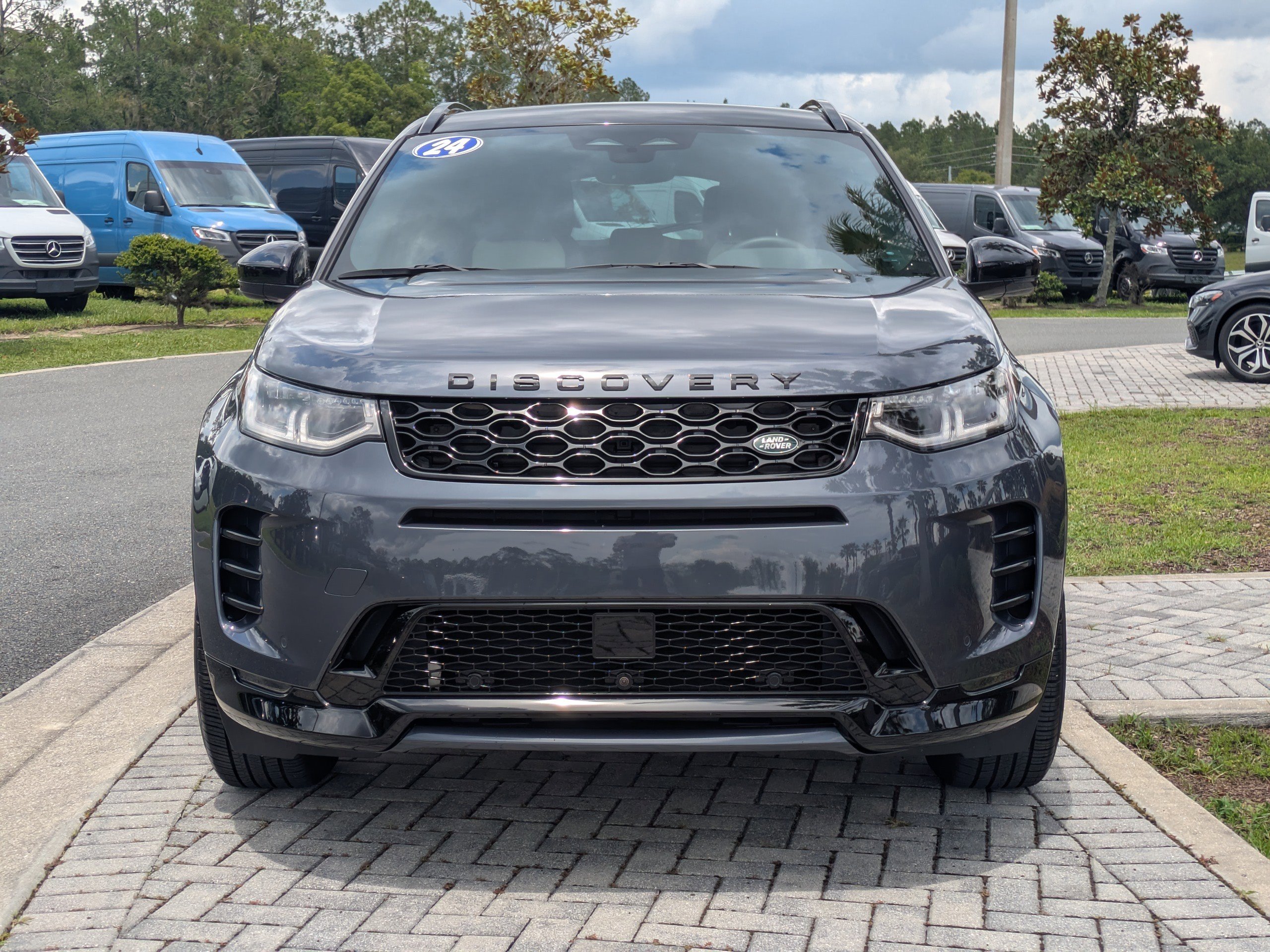 2024 Land Rover Discovery Sport Dynamic SE photo 10