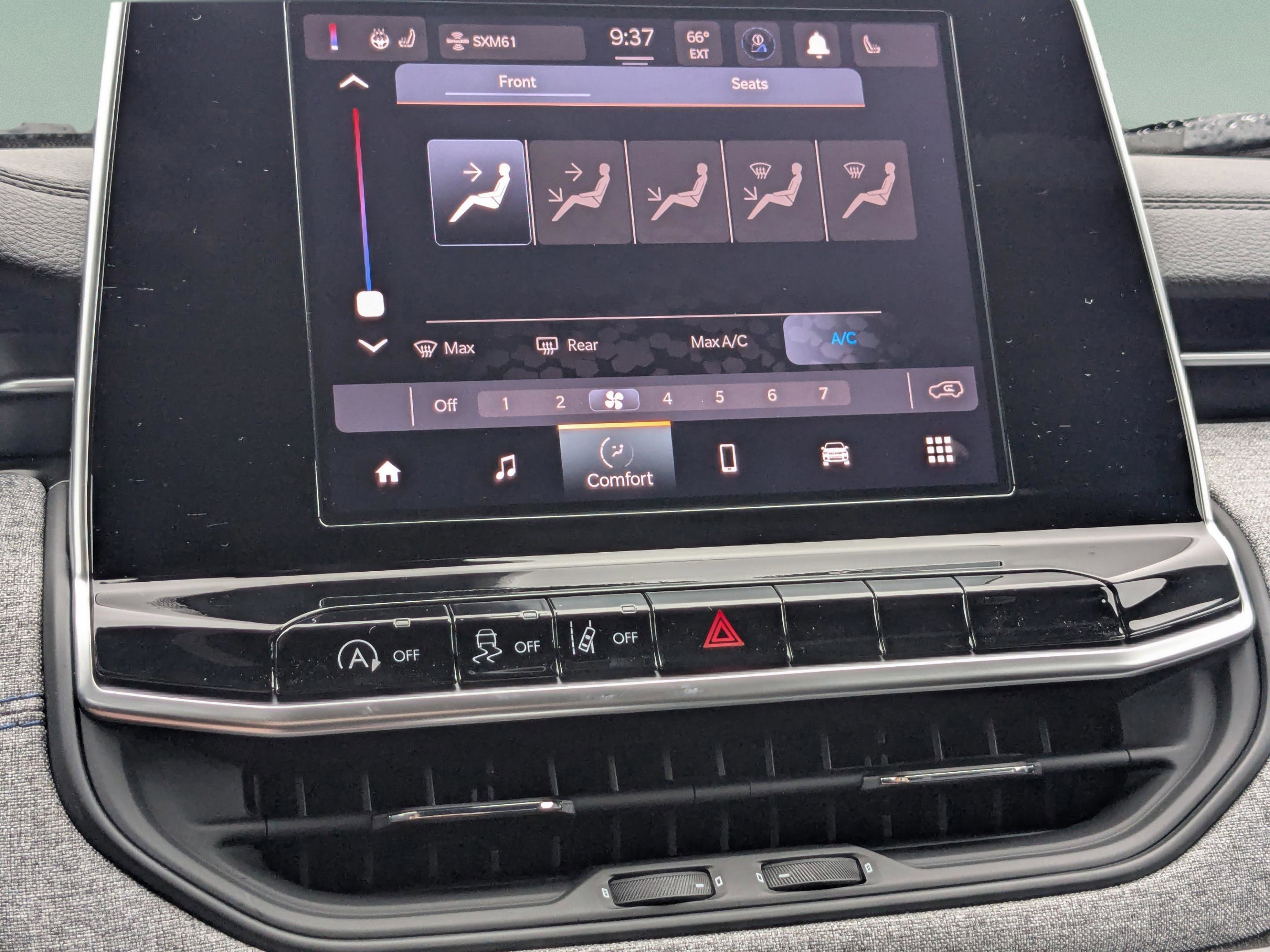 2025 Jeep Compass Latitude photo 23
