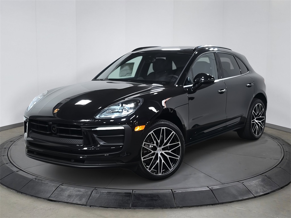 2025 Porsche Macan