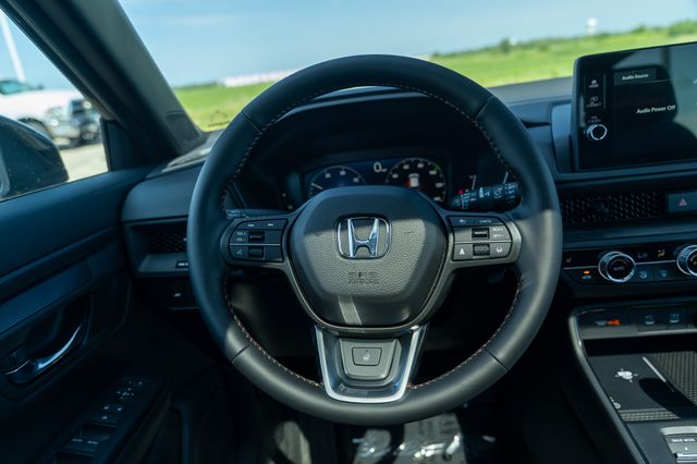 2026 Honda CR-V Hybrid Sport photo 12
