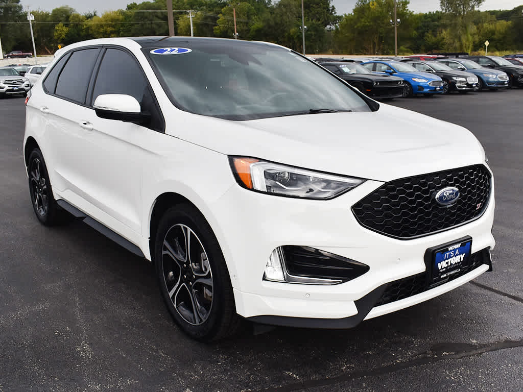 2022 Ford Edge ST photo 12
