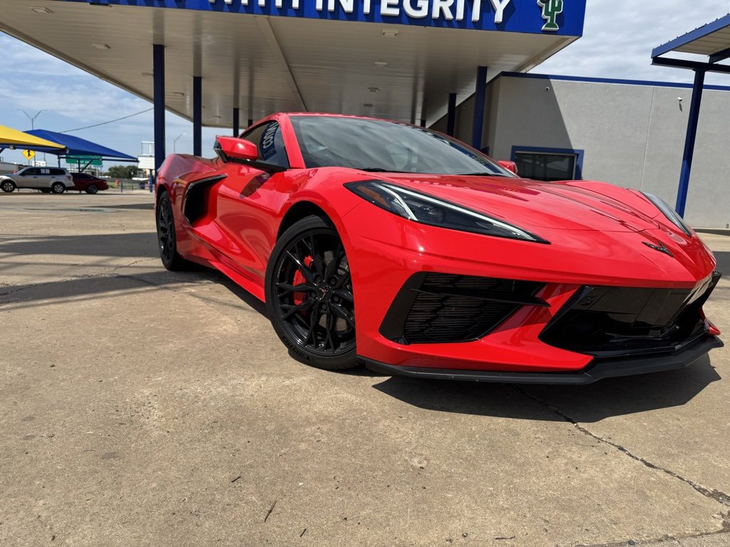2023 Chevrolet Corvette Stingray 3LT photo 2