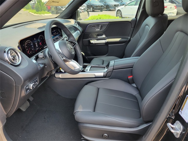 2025 Mercedes Benz GLB 250 4MATIC photo 18