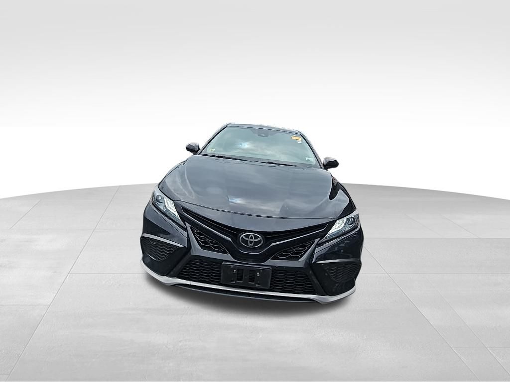 2022 Toyota Camry XSE photo 3