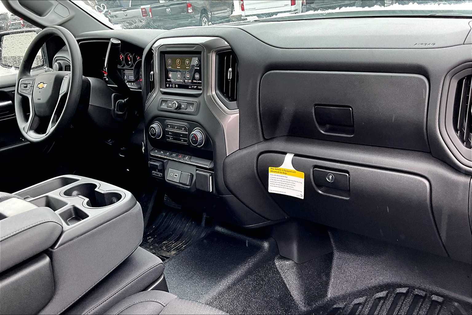 2025 Chevrolet Silverado 1500 photo 8
