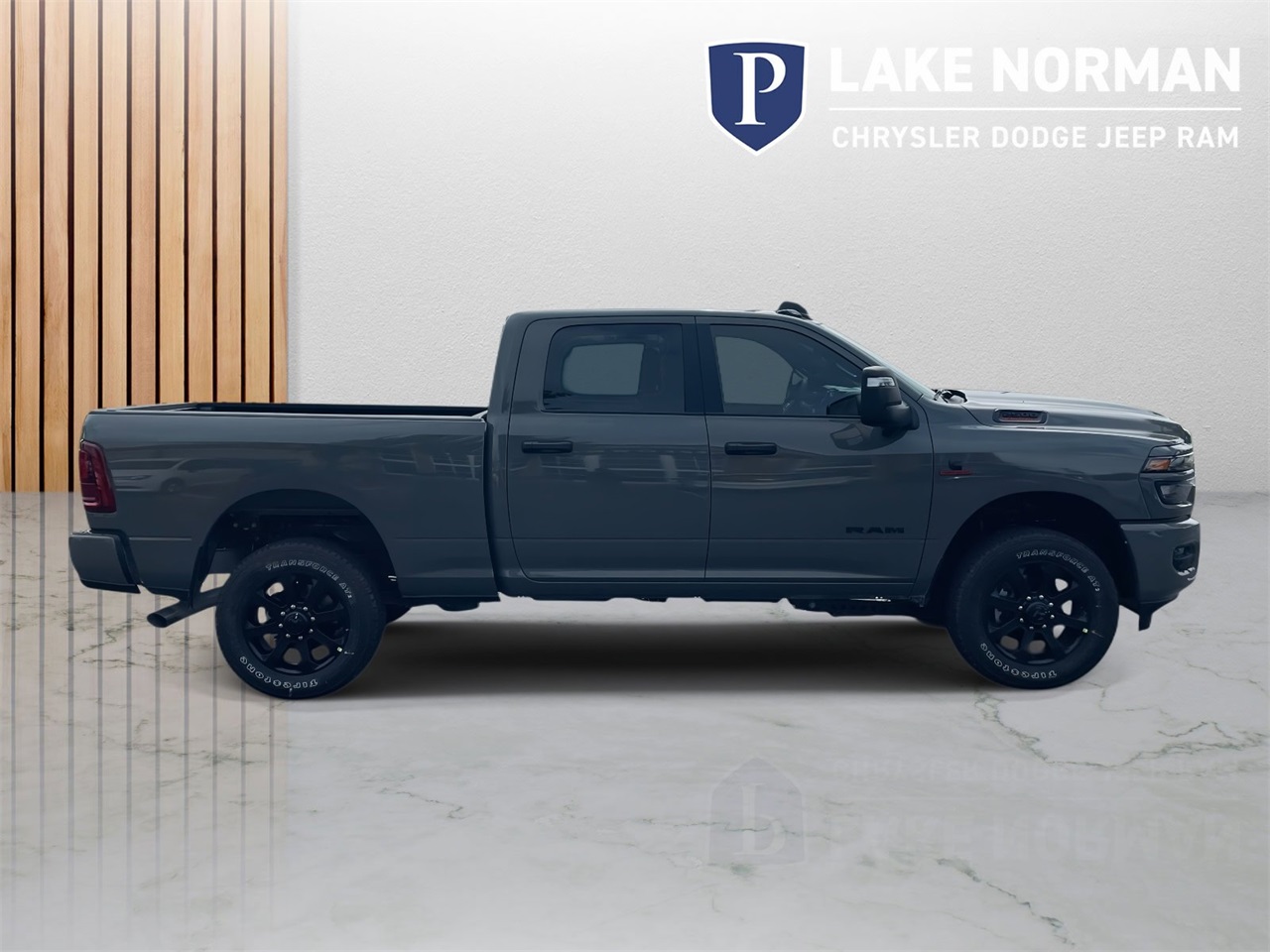 2026 Ram 2500 Big Horn photo 9
