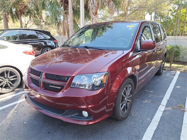 Used 2019 Dodge Grand Caravan GT with VIN 2C4RDGEG8KR534687 for sale in Greenacres, FL