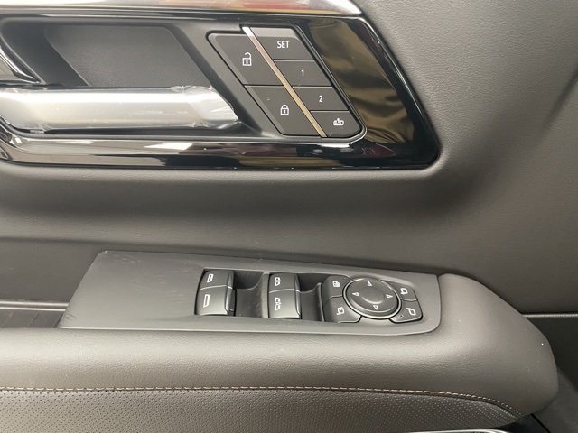 2026 Chevrolet Tahoe High Country photo 4