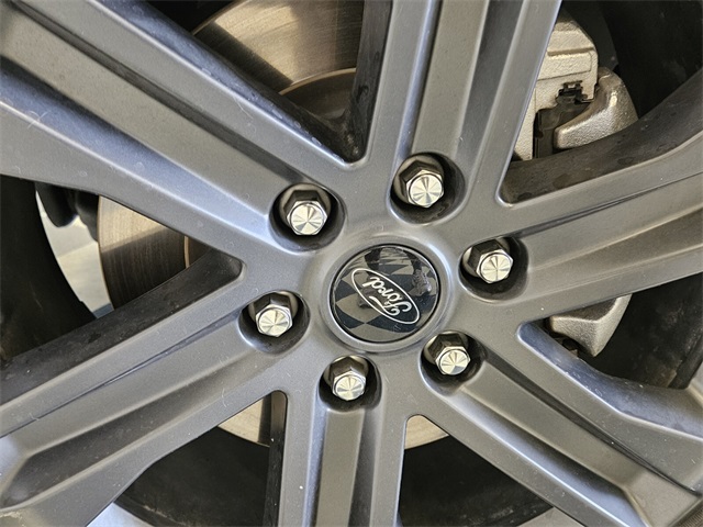 2023 Ford F-150 XLT photo 15