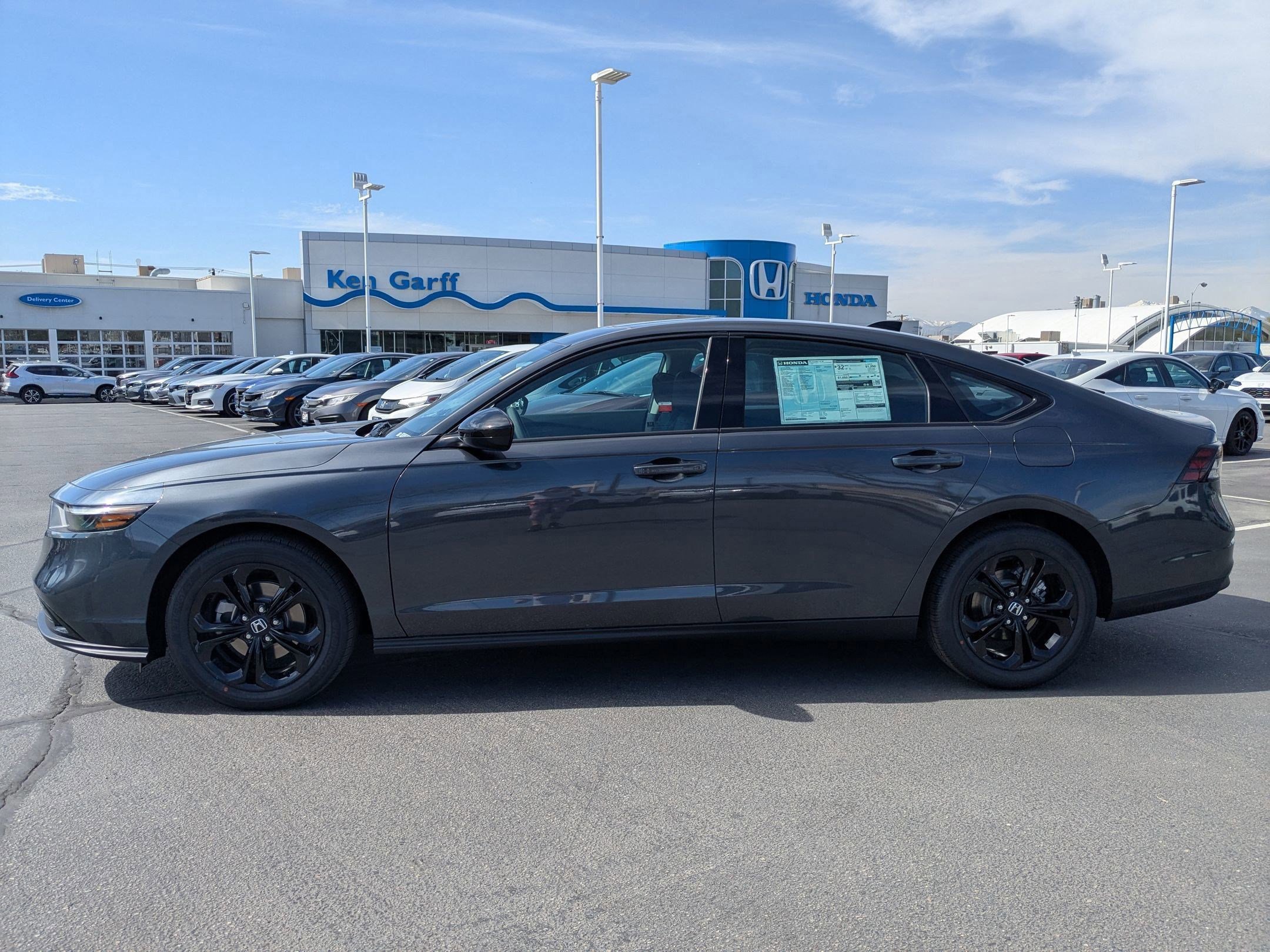 2025 Honda Accord SE photo 6