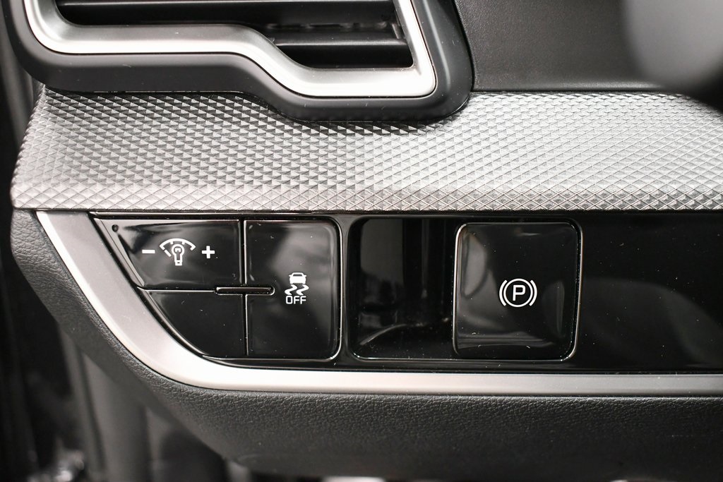 2024 Kia Sportage LX photo 16