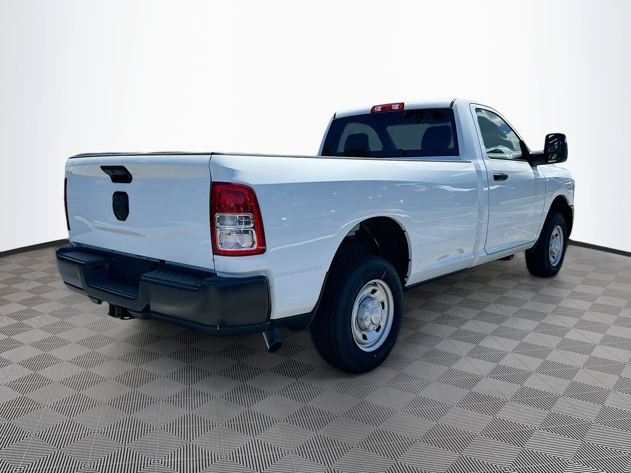 2024 Ram 2500 Tradesman photo 4