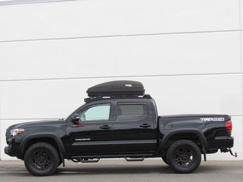 2019 Toyota Tacoma TRD Off-Road photo 4