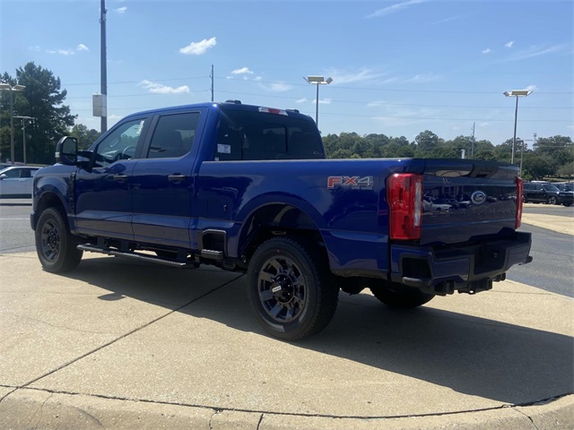 2026 Ford F-250 photo 4