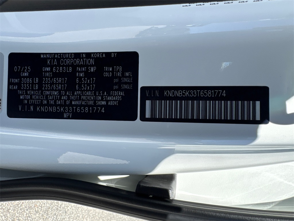 2026 Kia Carnival LX photo 27