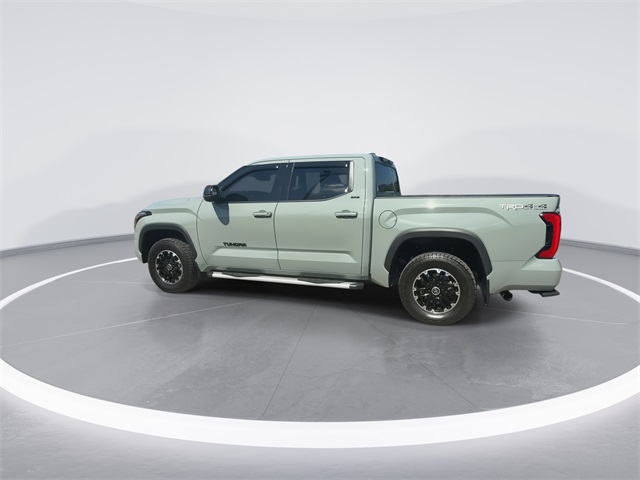 2022 Toyota Tundra SR5 CrewMax photo 6