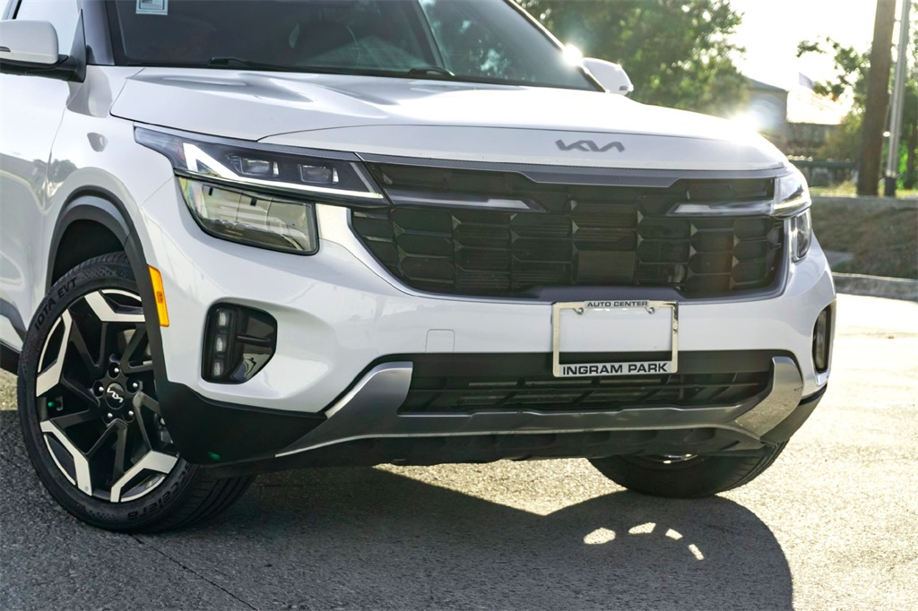 2024 Kia Seltos SX photo 2