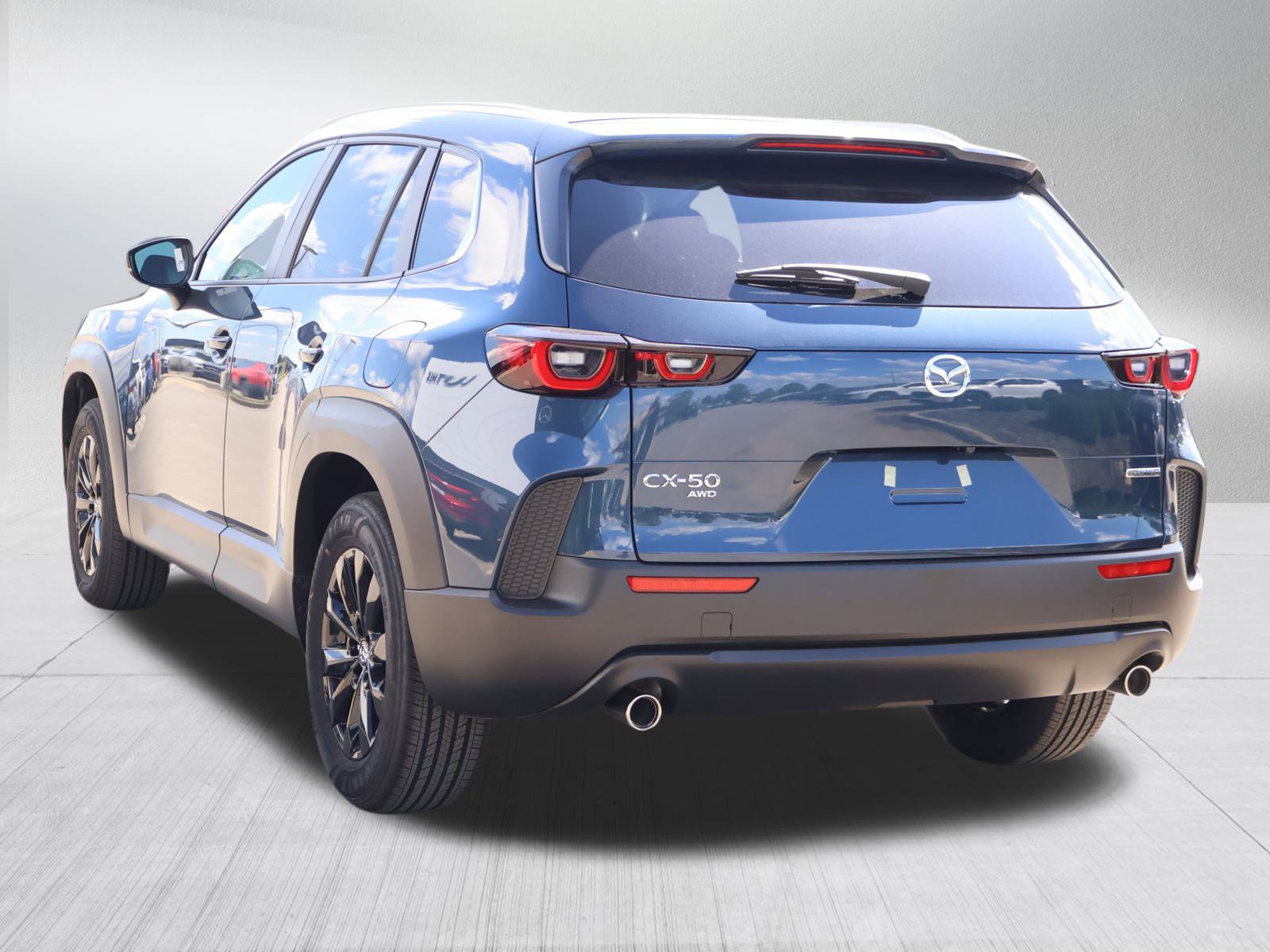 2025 Mazda CX-50 2.5 S Preferred photo 5