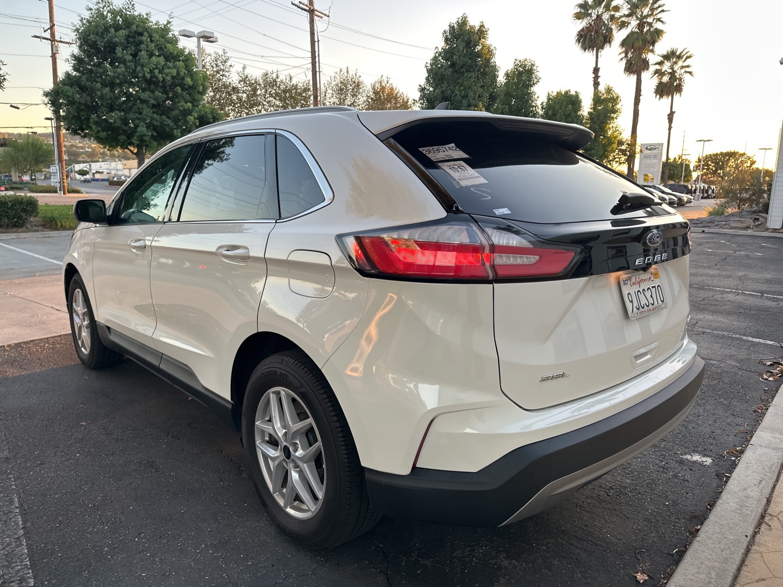 2024 Ford Edge SEL photo 4