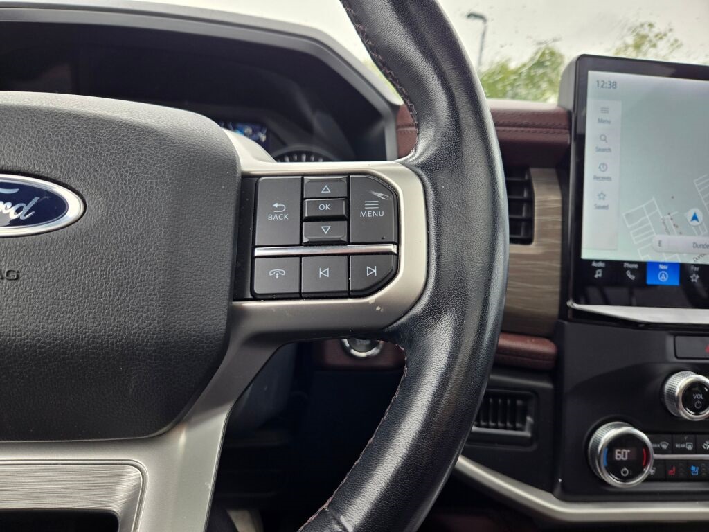 2023 Ford Expedition MAX Limited photo 32