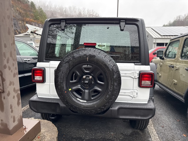 2026 Jeep Wrangler Sport photo 4