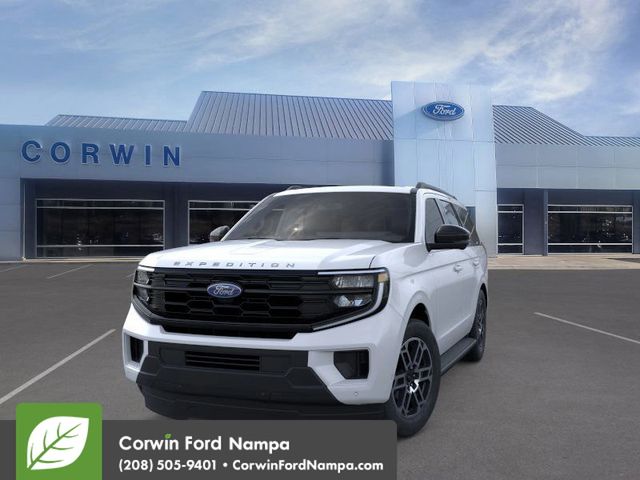 2025 Ford Expedition photo 3