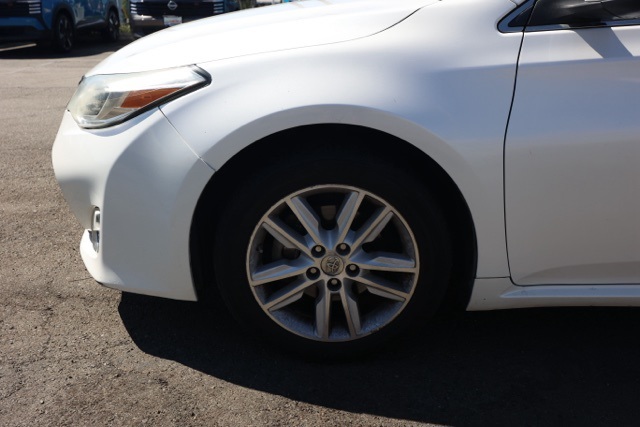 2013 Toyota Avalon XLE photo 10