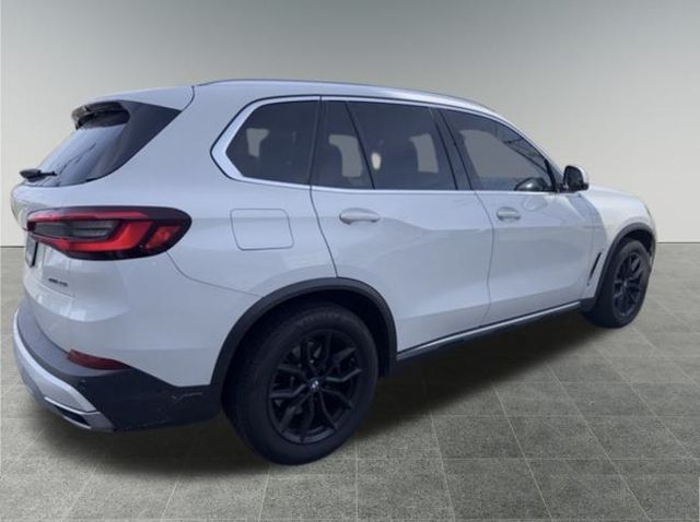 2022 Bmw X5 xDrive40i photo 3