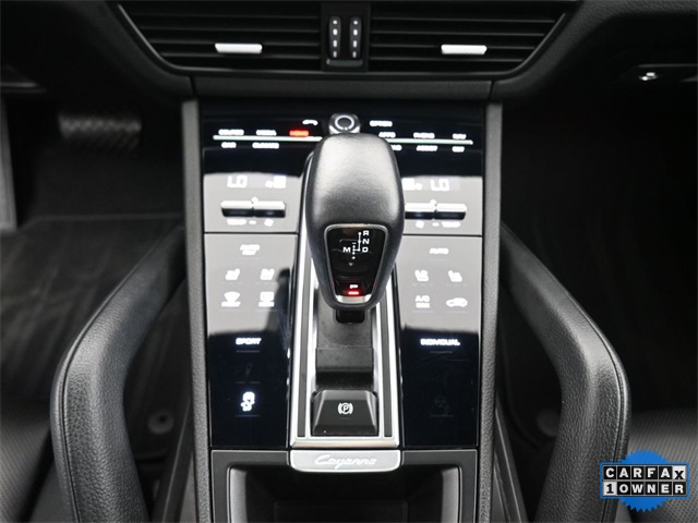 2023 Porsche Cayenne Base photo 8