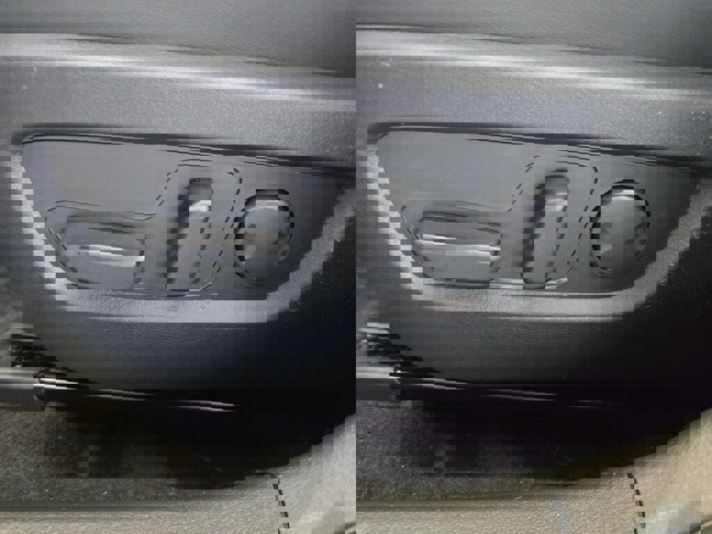 2025 Mazda CX-30 2.5 S Preferred photo 25