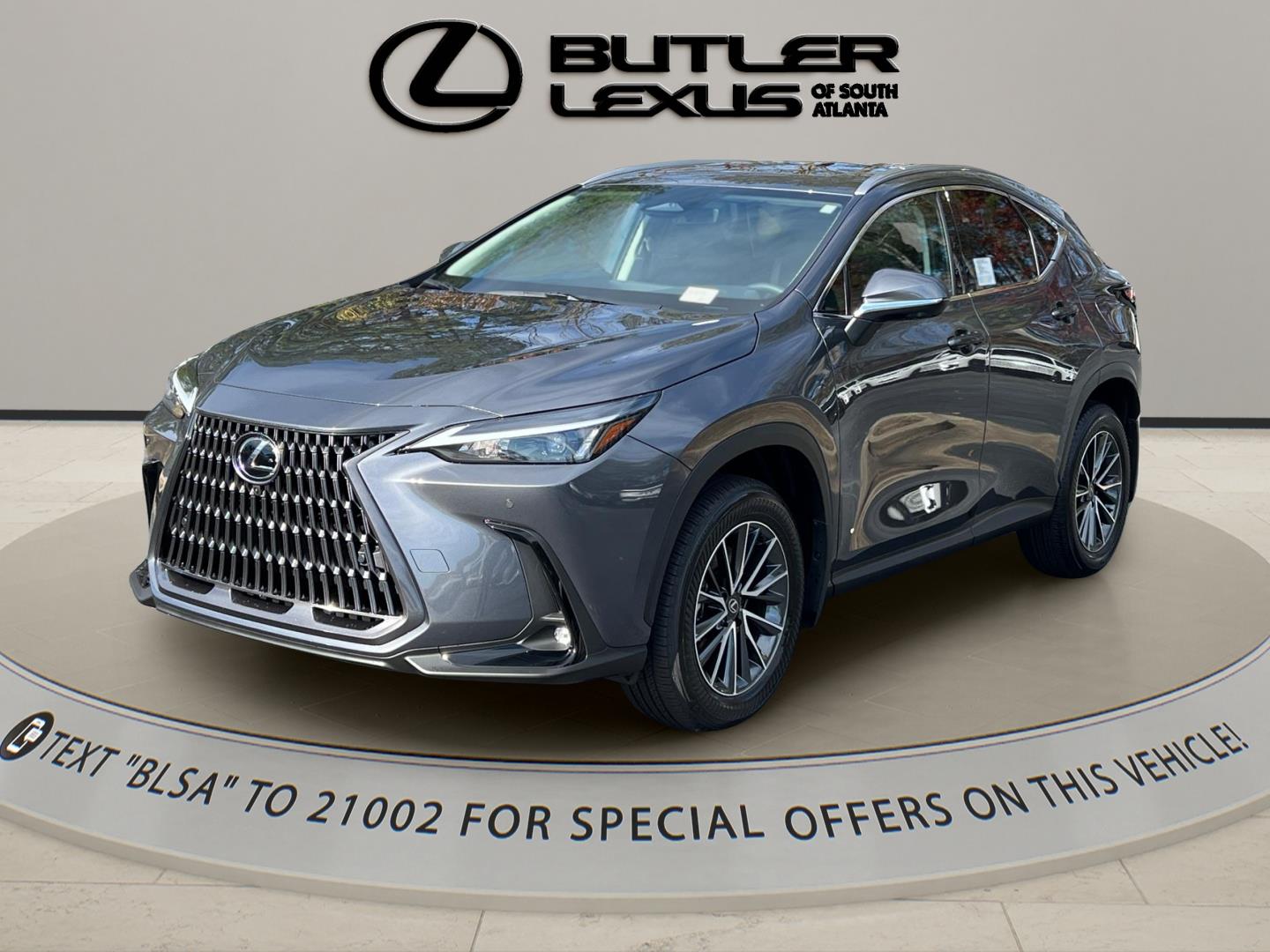2026 Lexus NX PHEV 450h+'s photo