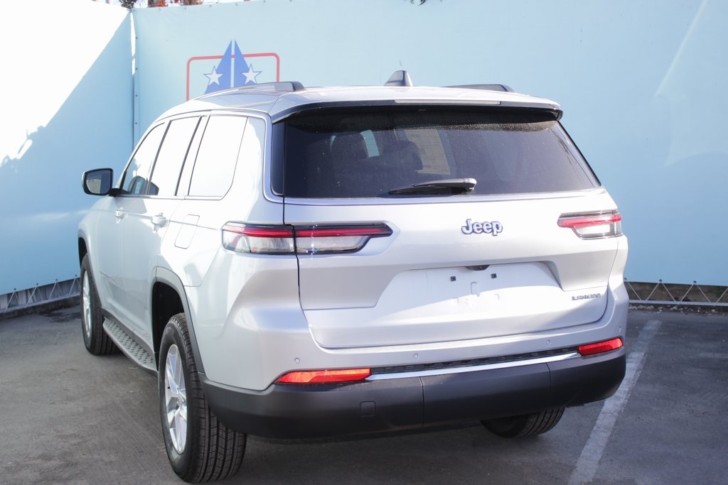 2024 Jeep Grand Cherokee Laredo photo 4