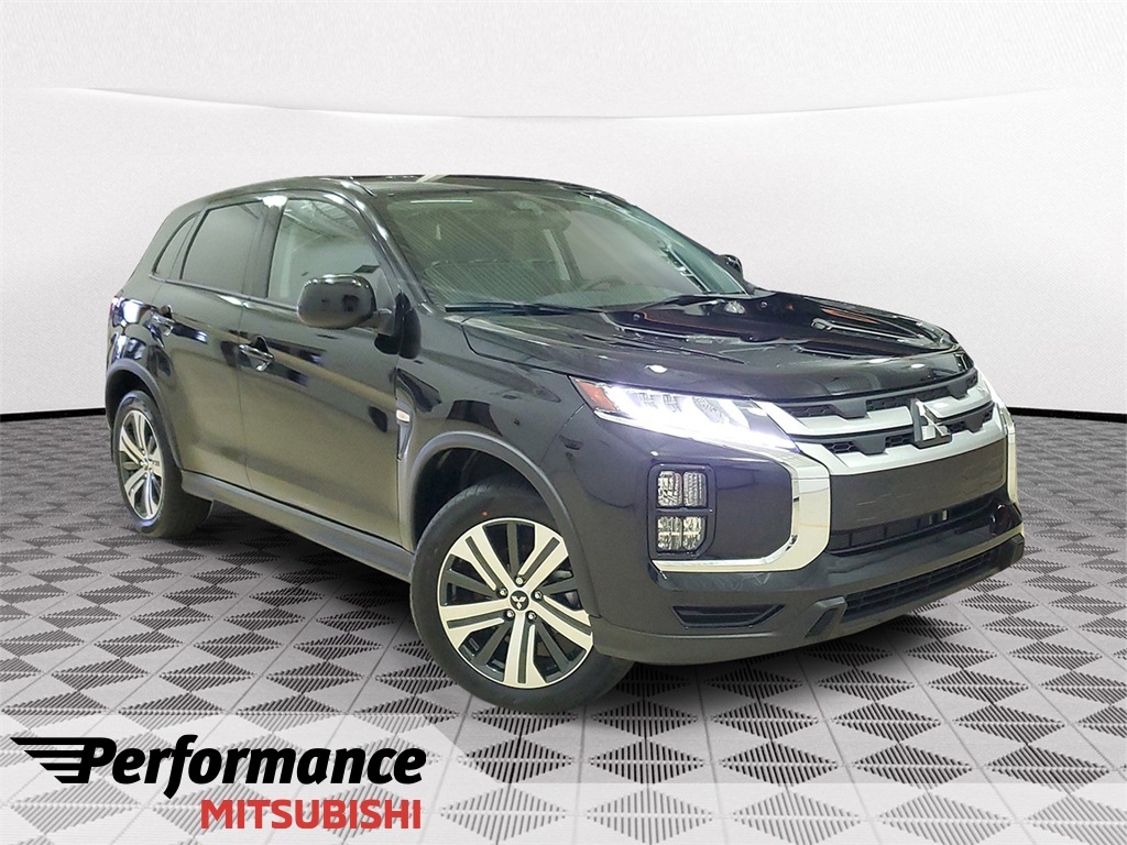 2025 Mitsubishi Outlander Sport ES's photo