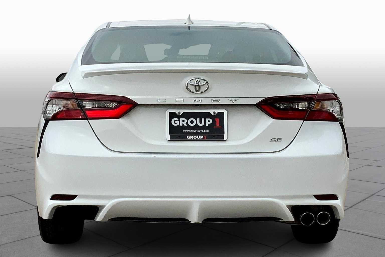 2024 Toyota Camry SE photo 4