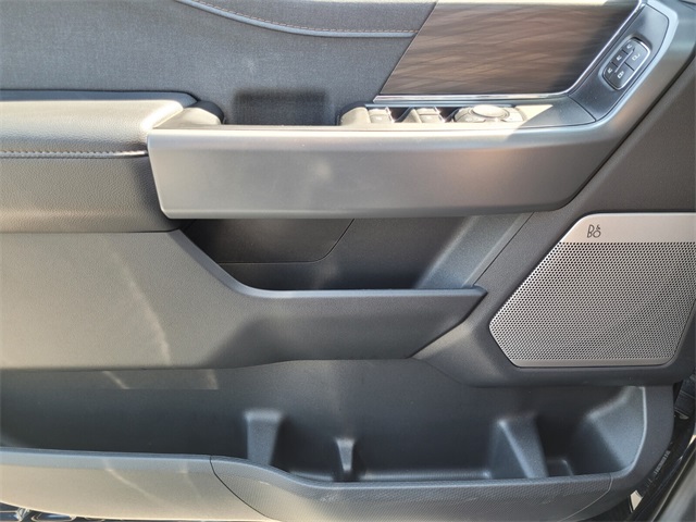 2024 Ford F-150 Lariat photo 26