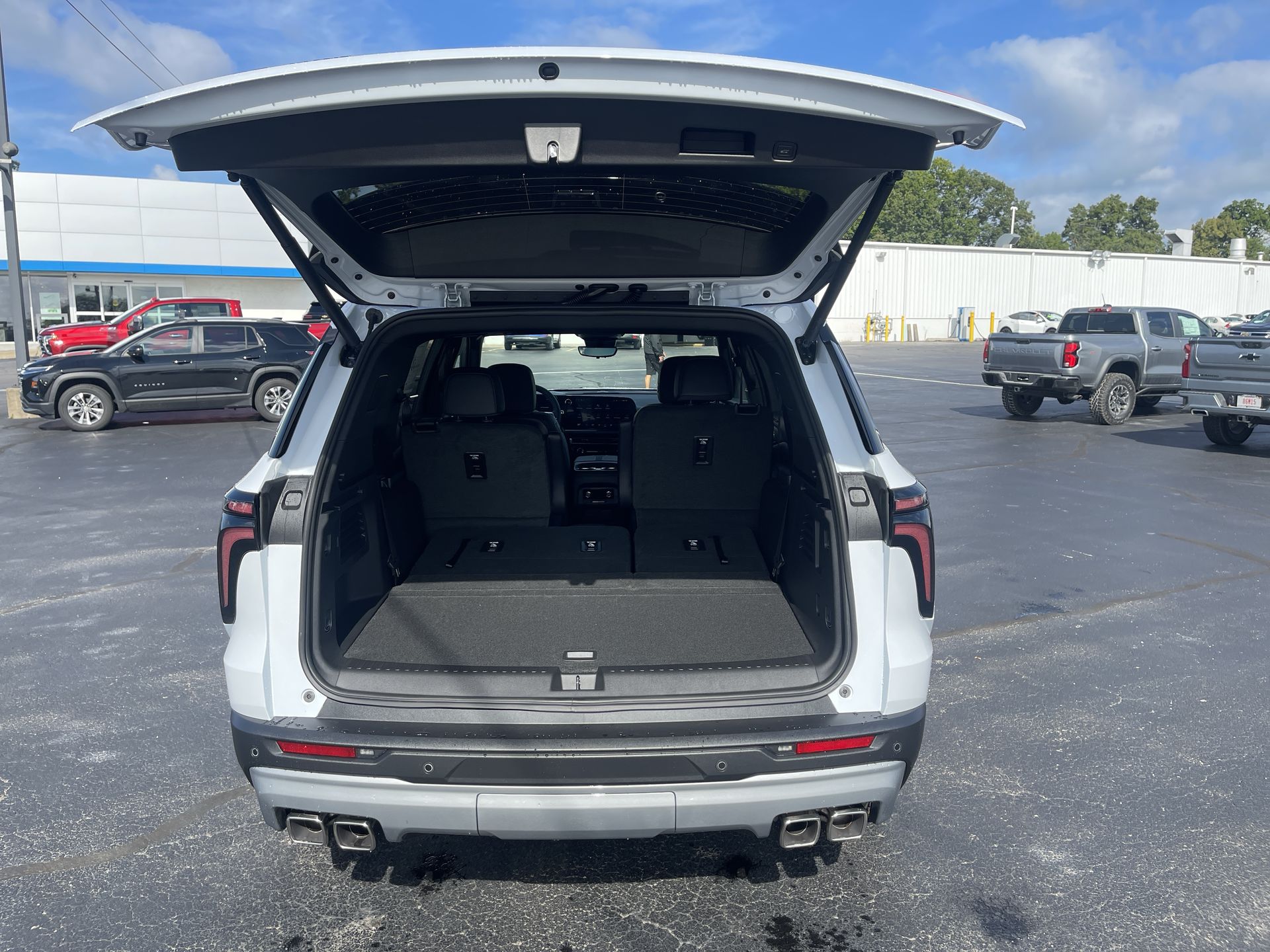 2026 Chevrolet Traverse Z71 photo 56