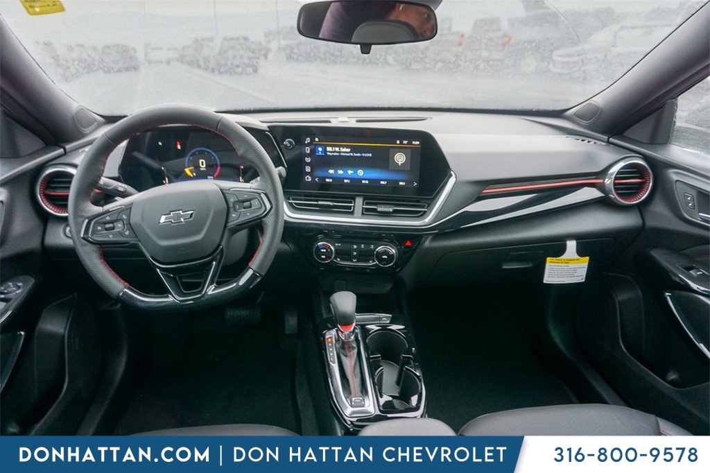 2025 Chevrolet Trax photo 4